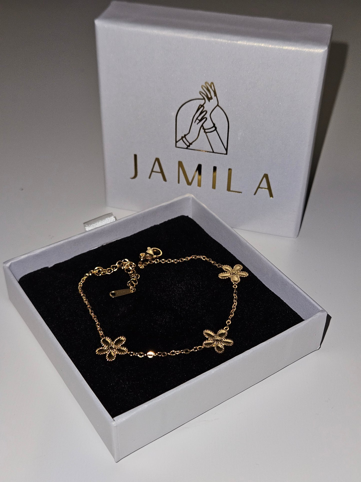 Daisy Bloom Bracelet