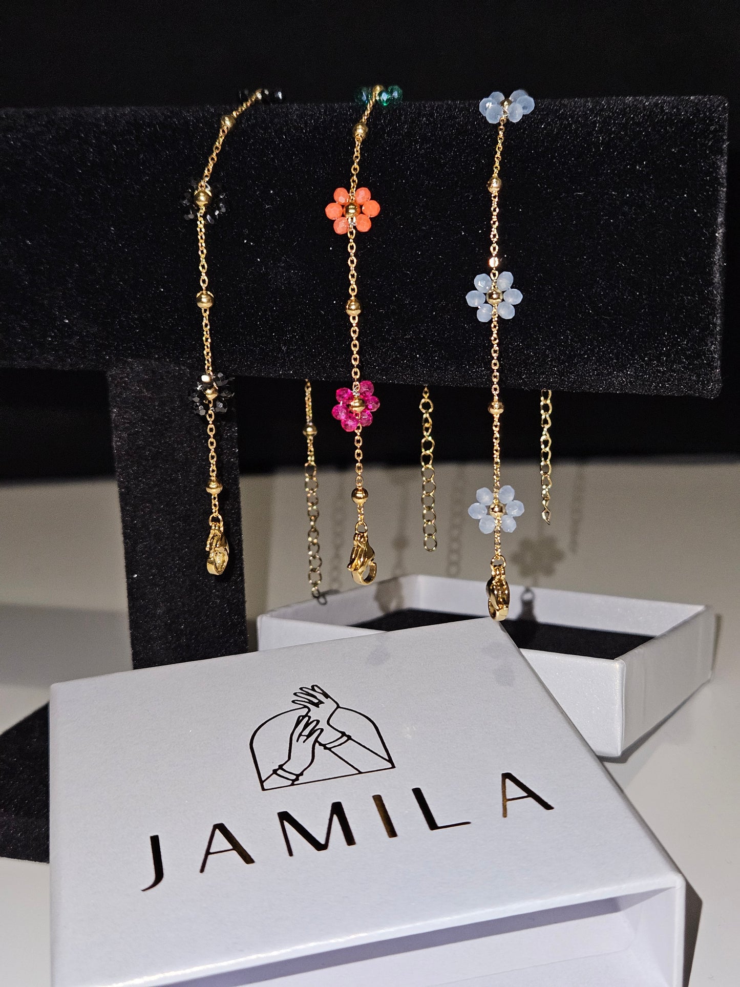Dahlia Bracelet in Black