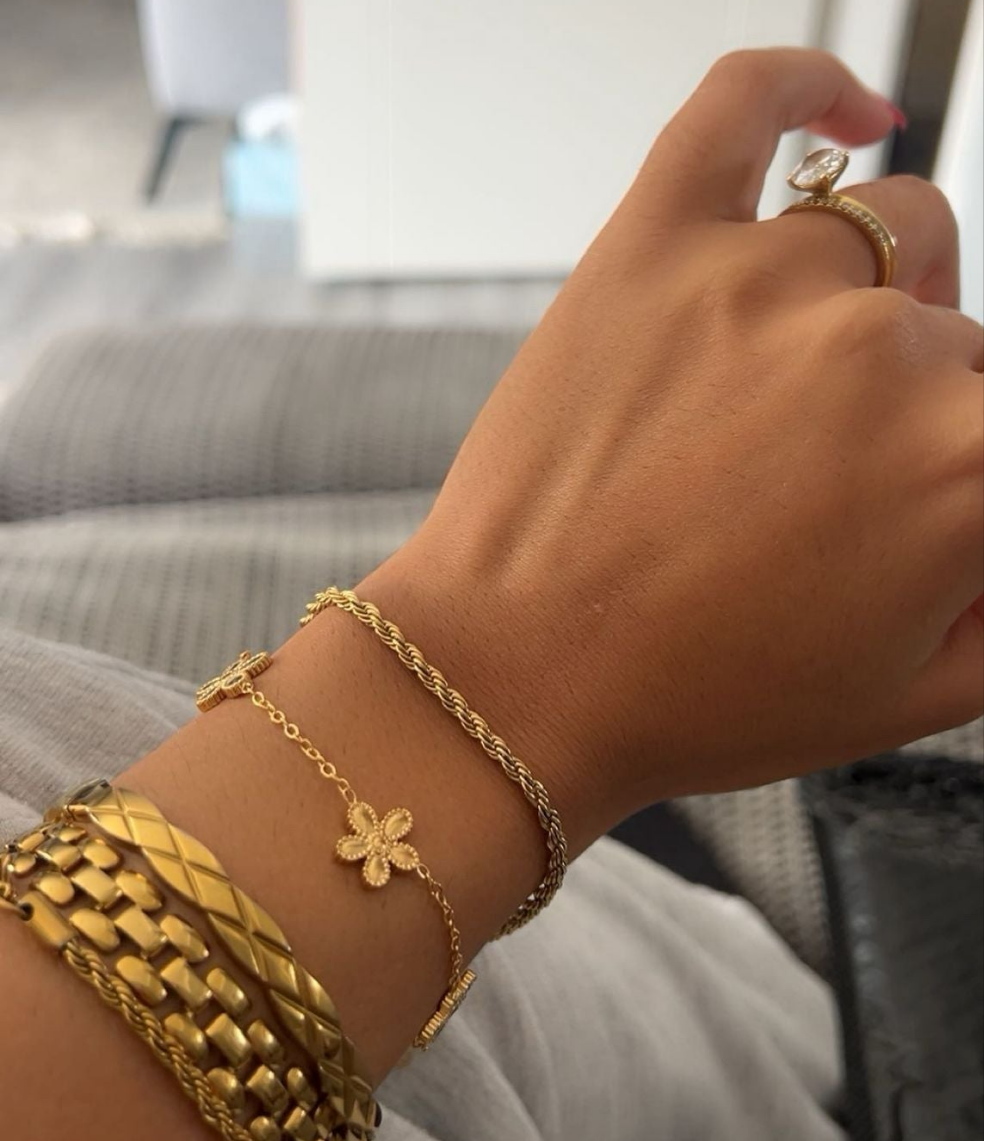 Classic Gold Rope Twist Bracelet