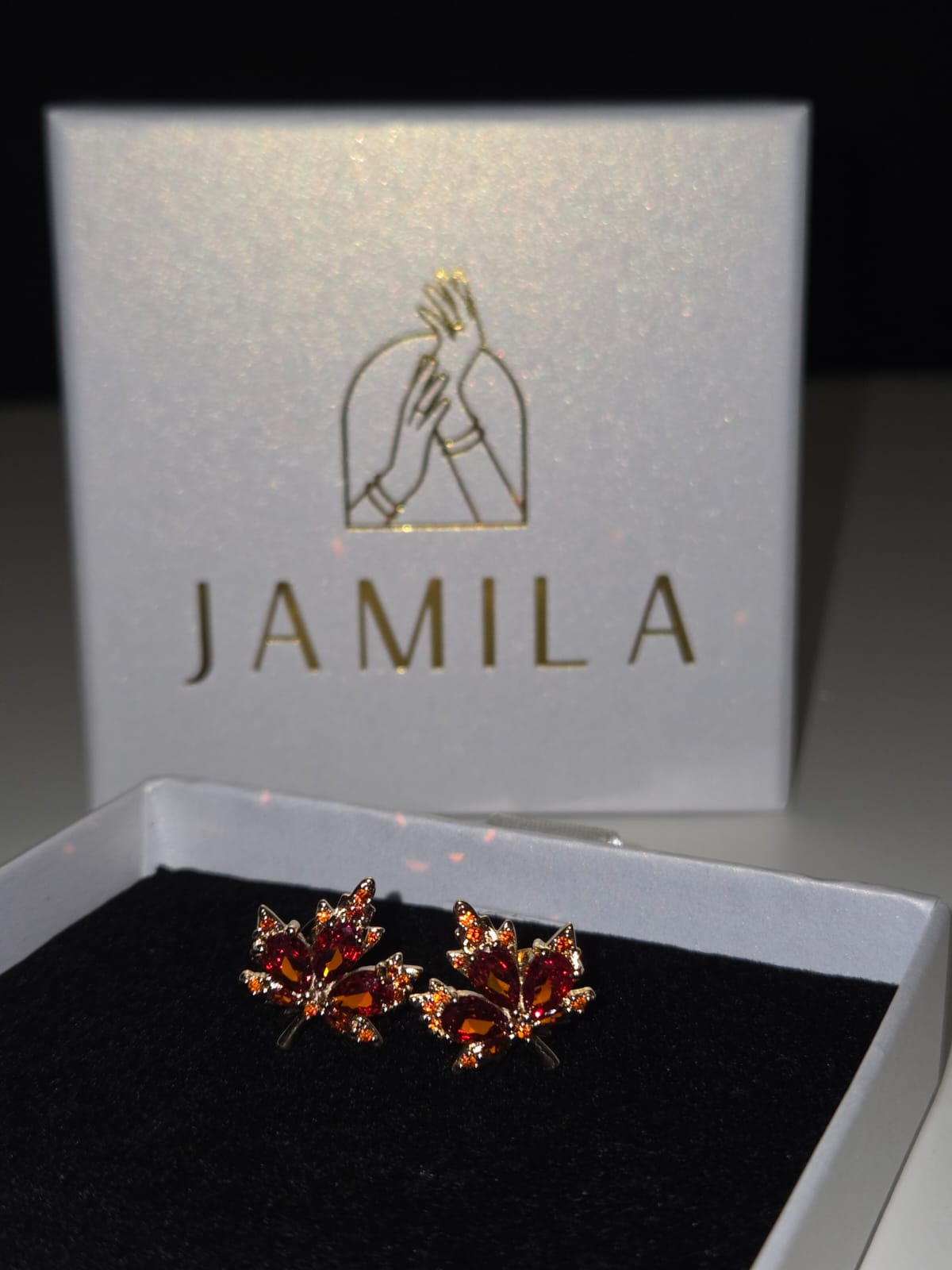 Autumn Leaves Necklace and Stud Earrings set