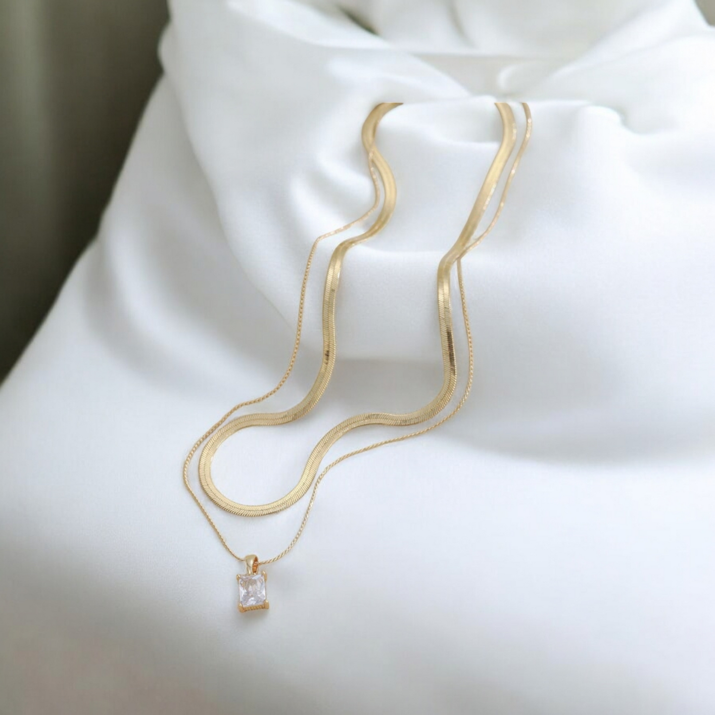 2-Piece Stainless Steel Necklace Set – Chain & Pendant ✨